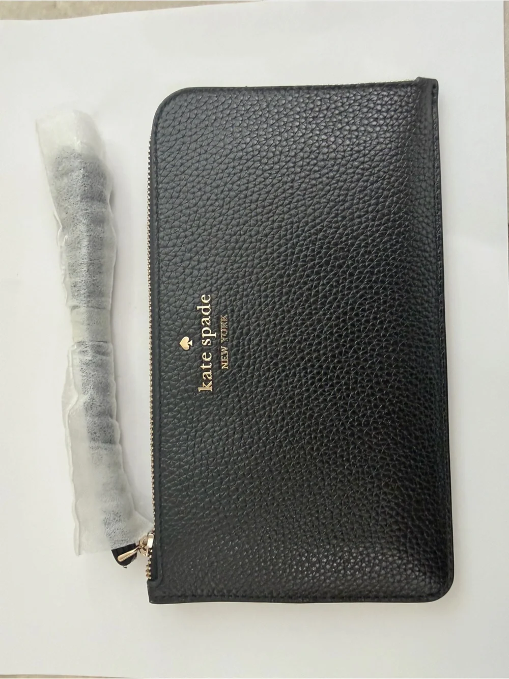 Kate Spade Lucy Medium L Zip Wristlet Black Pebbled Leather KE574 NWT